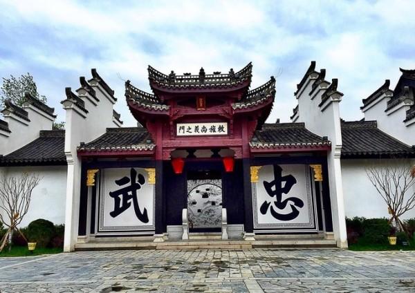 脸上长痘痘了怎么办,平时要怎么护理?-全球领先的中文百科全书